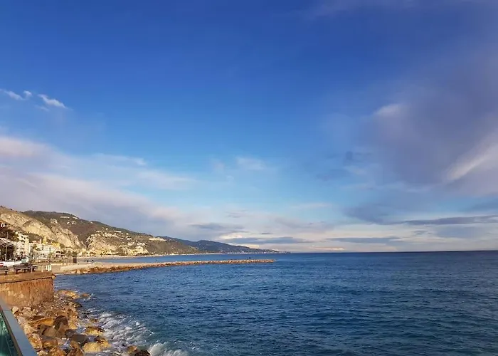 Cosy Pres Des Palaces Mentonnais Menton