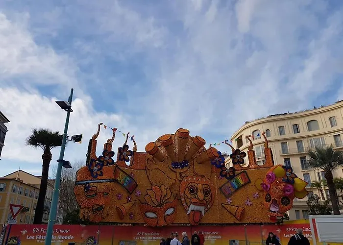 Cosy Pres Des Palaces Mentonnais Ментона